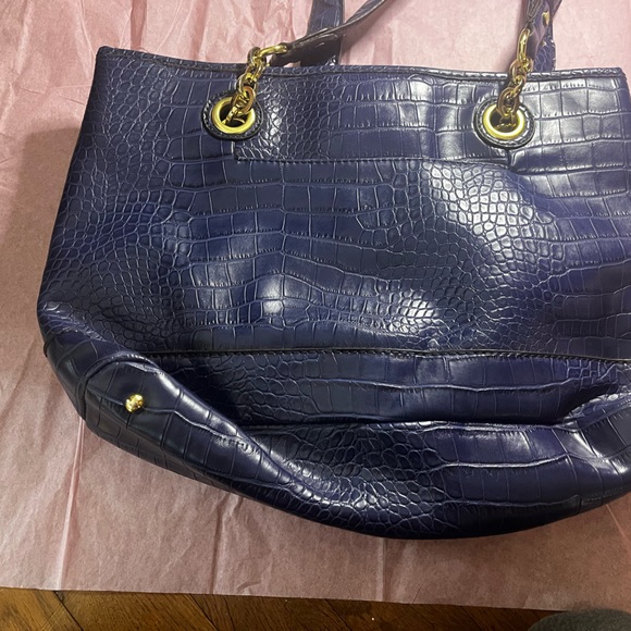 Slightly used - Picture 2 of 4